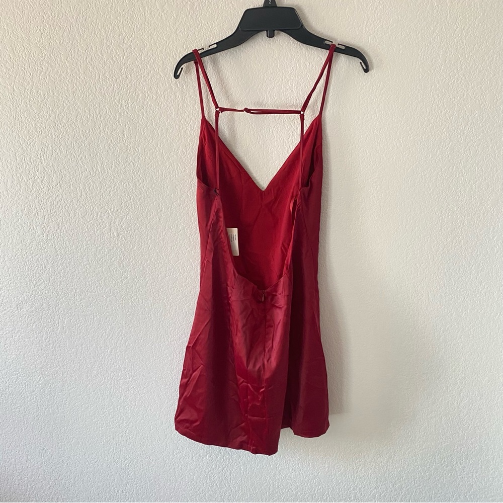 Superdown || NWOT || Nicole Open Back Red Satin Dress - Picture 4 of 10